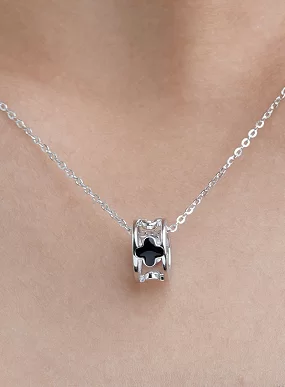Clover Roll Pendant Chain
